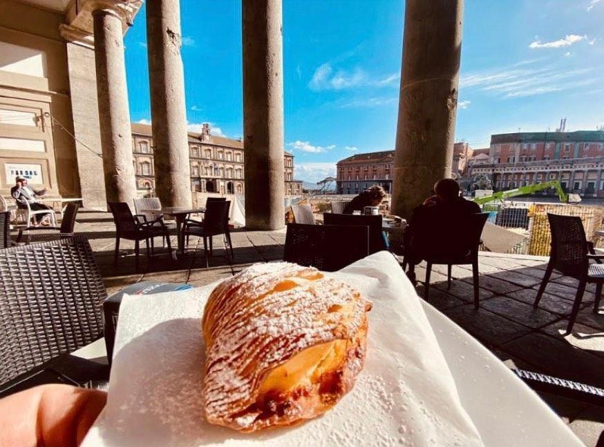 B&B Relais Napoli Reale Esterno foto