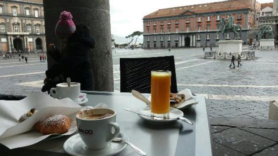 B&B Relais Napoli Reale Esterno foto